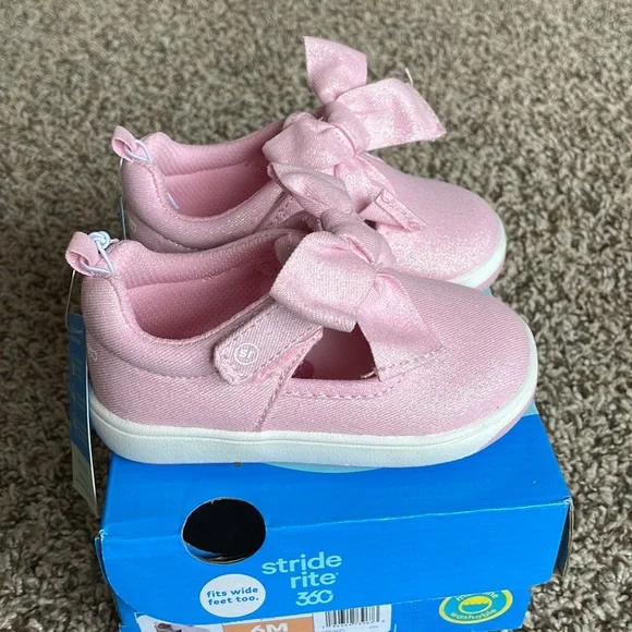 SOLD - Picture 5 of 8